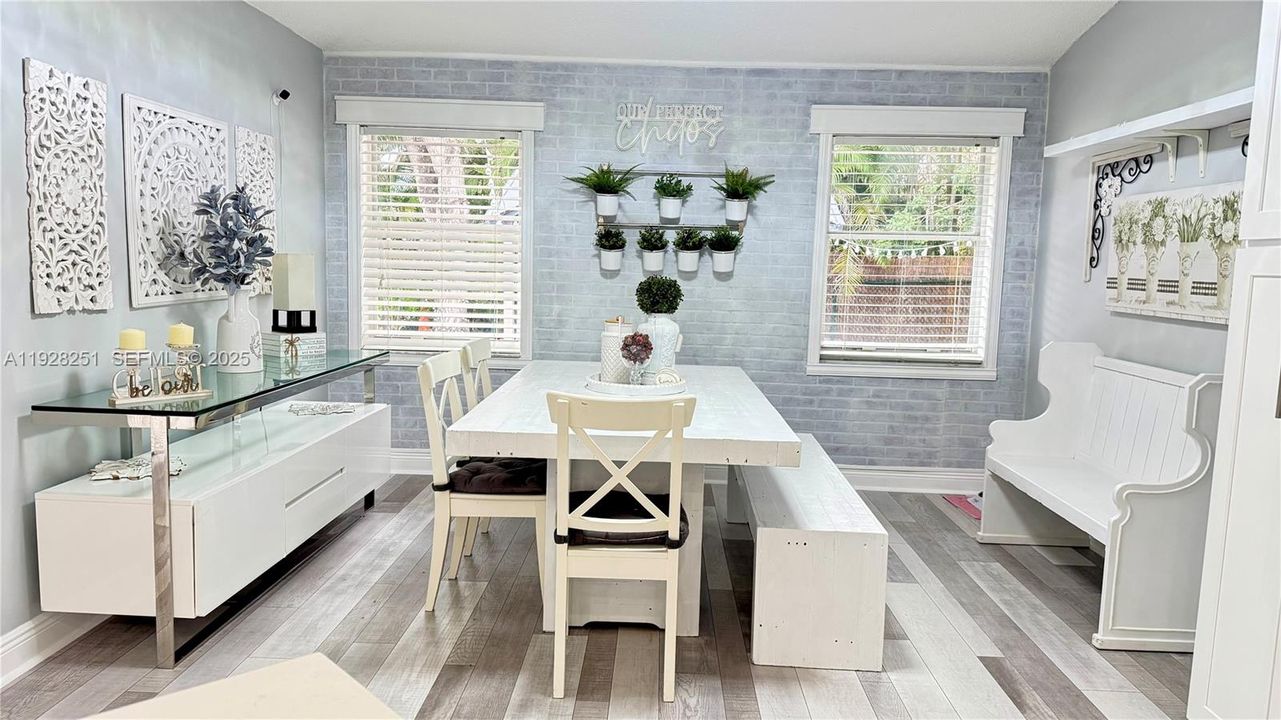 For Sale: $627,000 (3 beds, 2 baths, 1784 Square Feet)