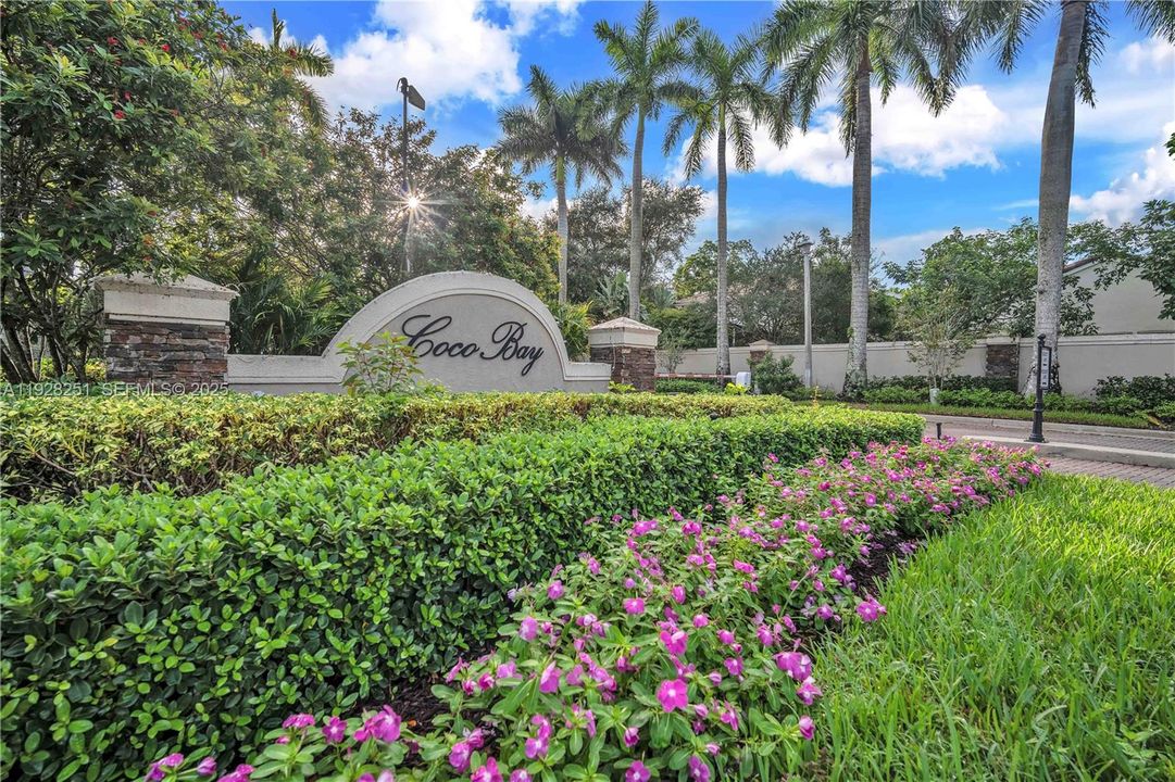 For Sale: $627,000 (3 beds, 2 baths, 1784 Square Feet)