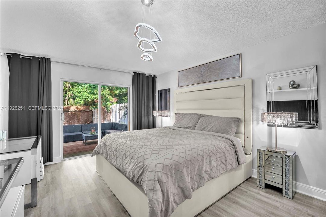 For Sale: $627,000 (3 beds, 2 baths, 1784 Square Feet)