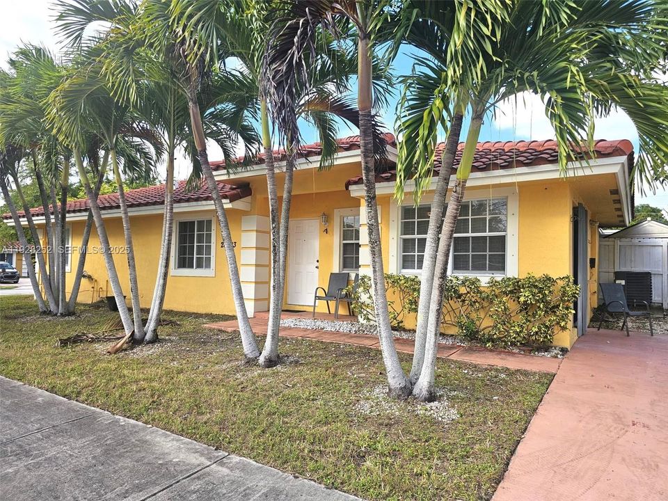 En Renta: $2,800 (3 camas, 2 baños, 1261 Pies cuadrados)