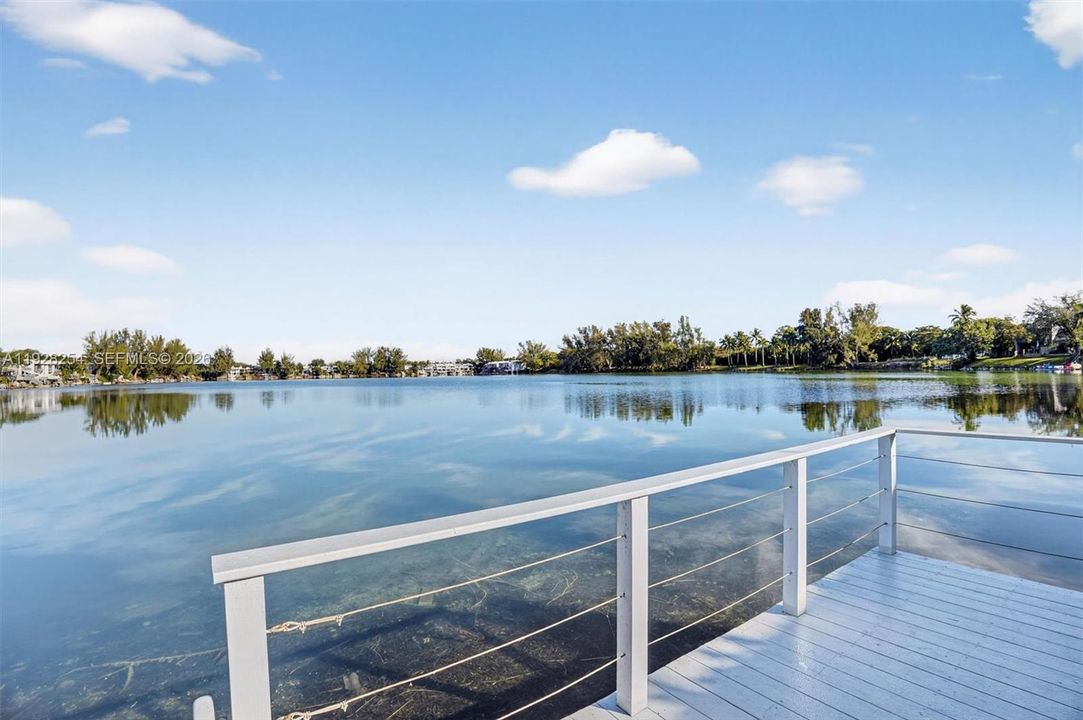 На продажу: $960,000 (3 спален, 2 ванн, 1923 Квадратных фут)