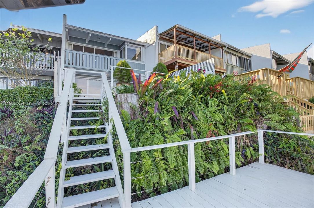 На продажу: $960,000 (3 спален, 2 ванн, 1923 Квадратных фут)