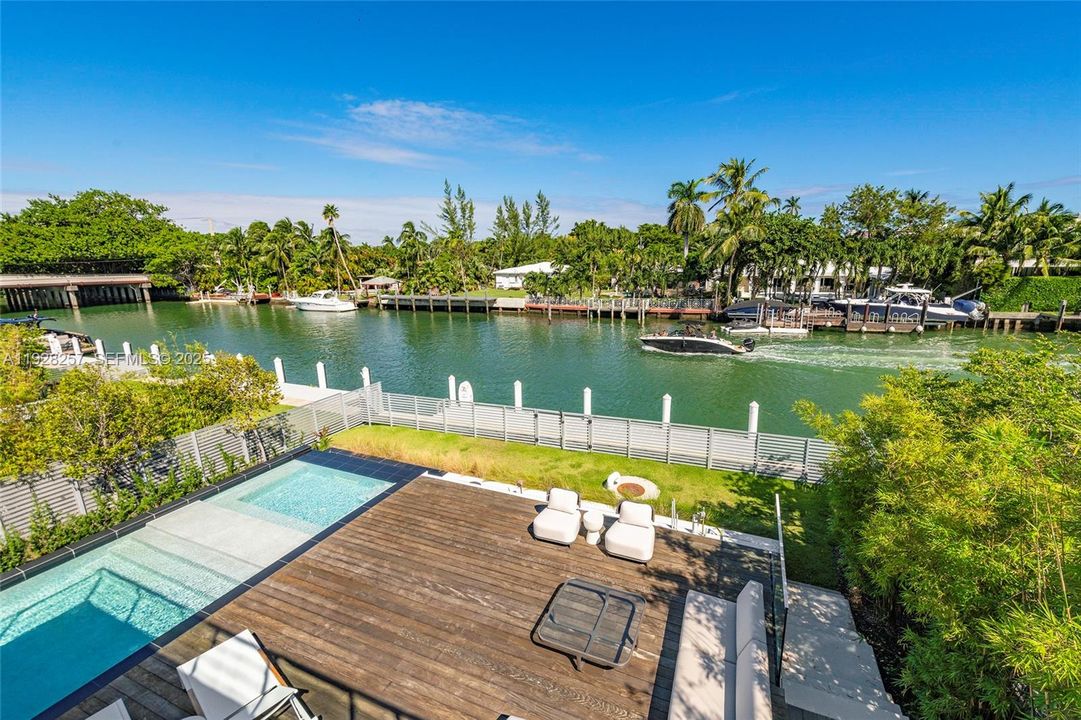 待售: $9,249,000 (4 贝兹, 4 浴室, 4257 平方英尺)