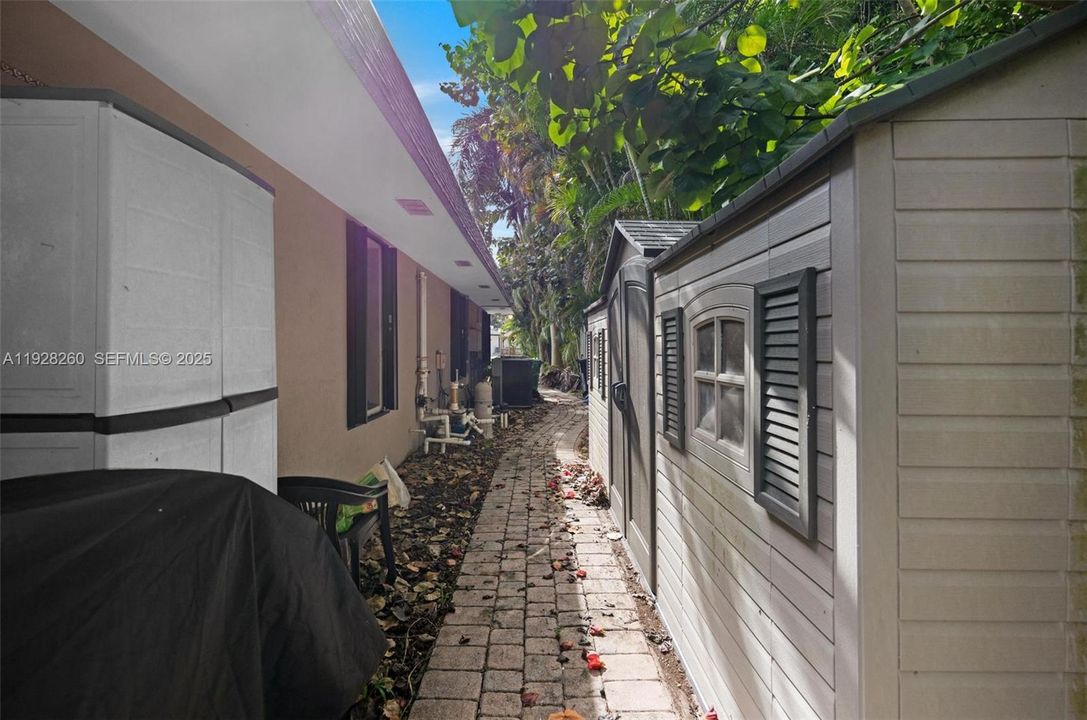 На продажу: $949,000 (5 спален, 3 ванн, 3539 Квадратных фут)