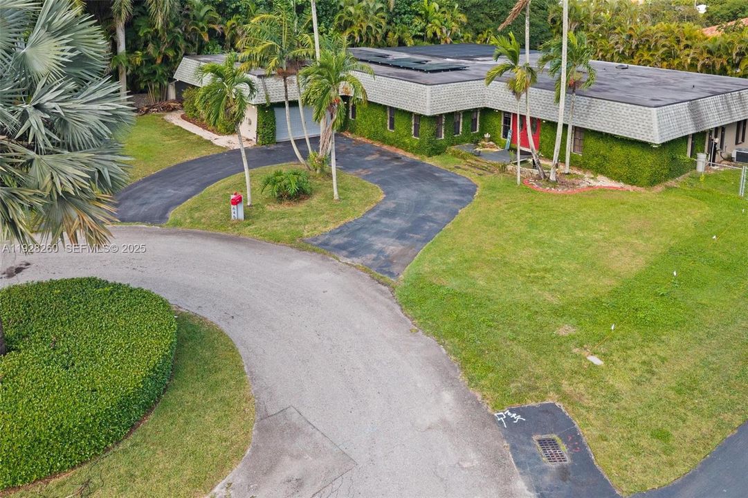 На продажу: $949,000 (5 спален, 3 ванн, 3539 Квадратных фут)