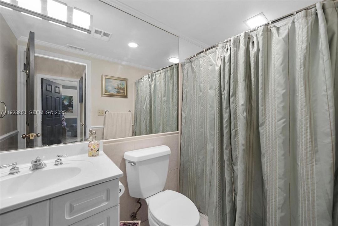 На продажу: $949,000 (5 спален, 3 ванн, 3539 Квадратных фут)