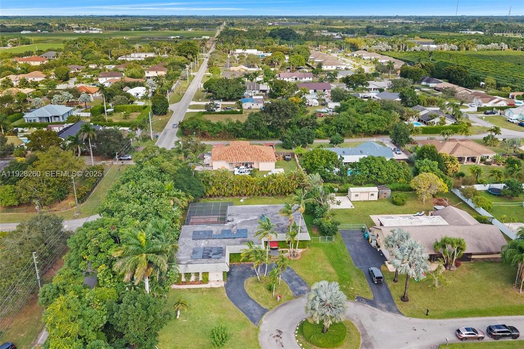 На продажу: $949,000 (5 спален, 3 ванн, 3539 Квадратных фут)