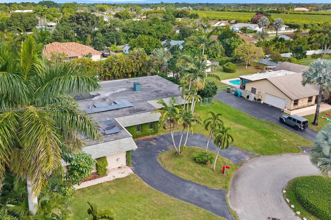 На продажу: $949,000 (5 спален, 3 ванн, 3539 Квадратных фут)