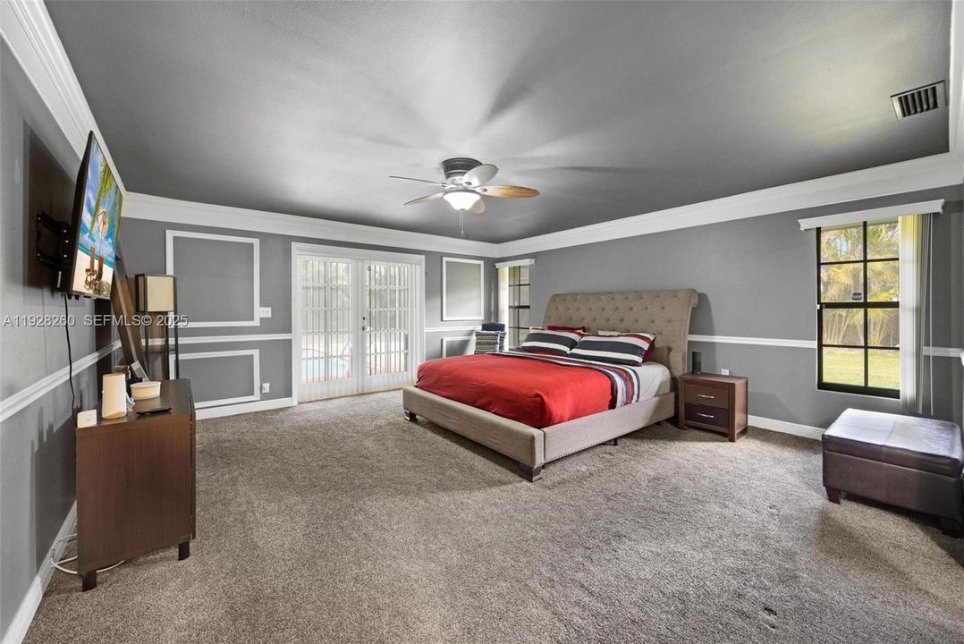 На продажу: $949,000 (5 спален, 3 ванн, 3539 Квадратных фут)