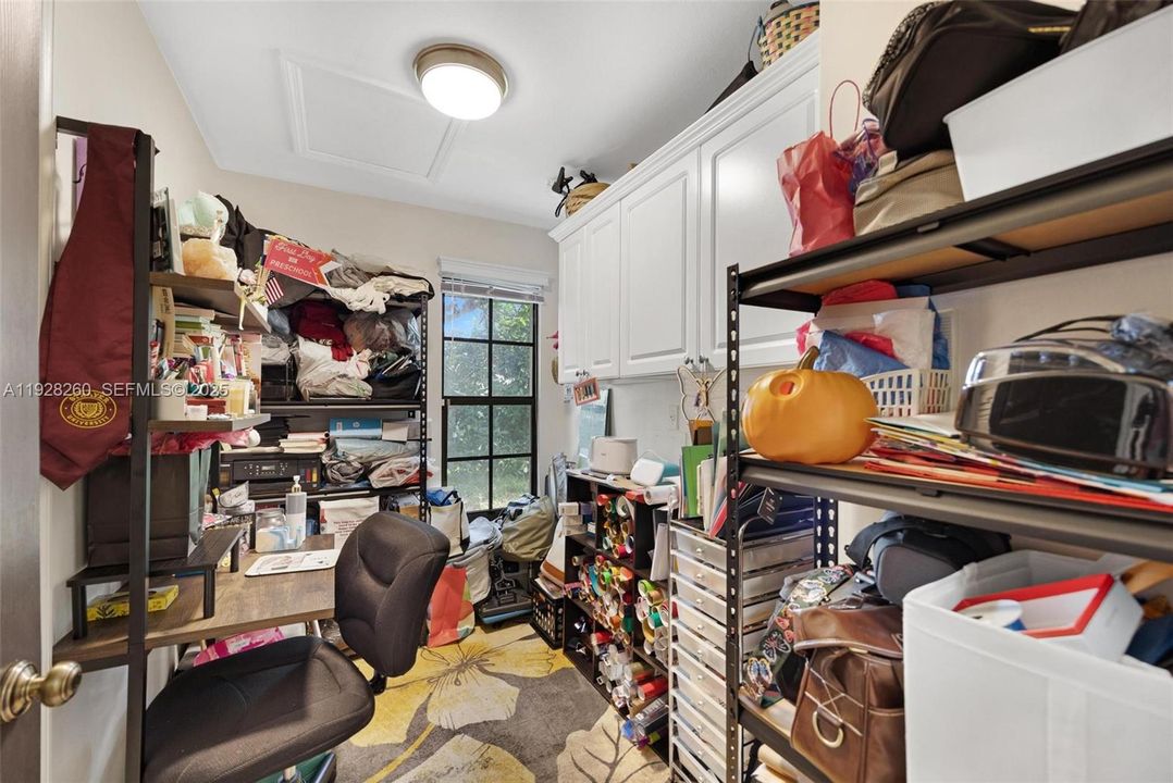 На продажу: $949,000 (5 спален, 3 ванн, 3539 Квадратных фут)