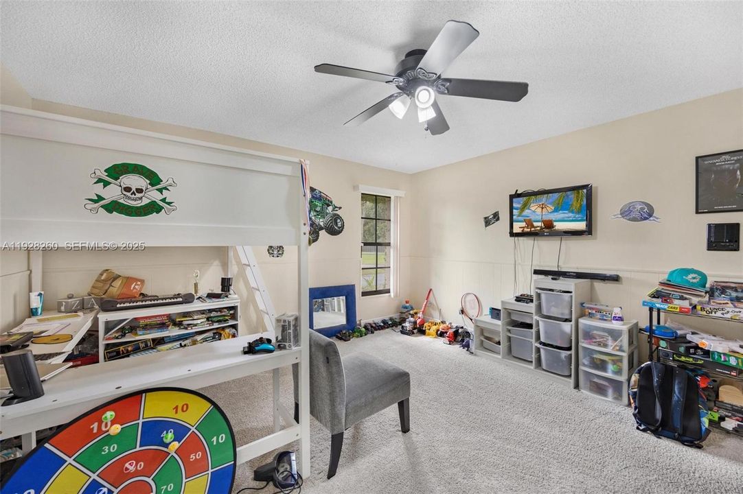 На продажу: $949,000 (5 спален, 3 ванн, 3539 Квадратных фут)