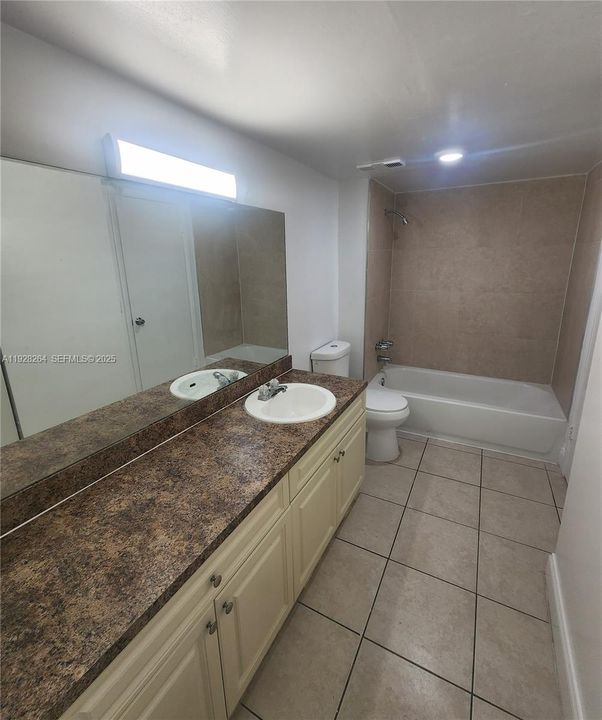 En Renta: $1,600 (1 camas, 1 baños, 223601 Pies cuadrados)