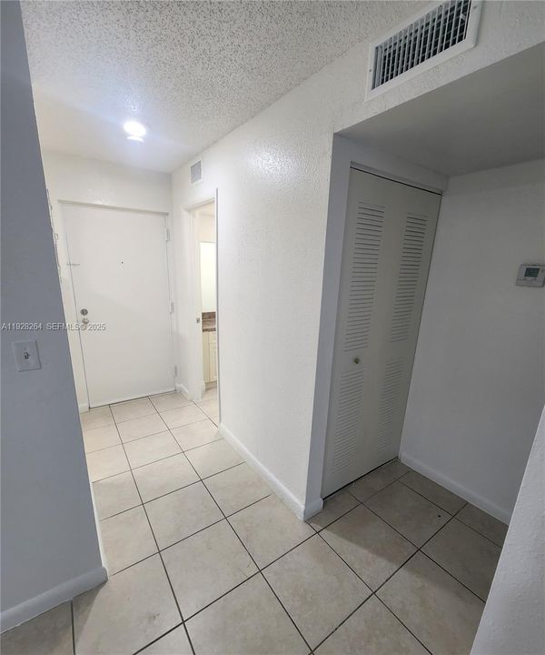 En Renta: $1,600 (1 camas, 1 baños, 223601 Pies cuadrados)