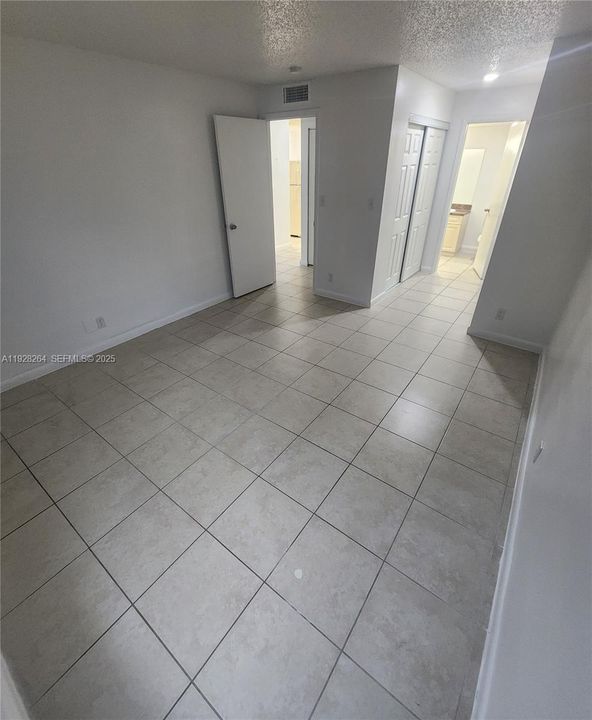 En Renta: $1,600 (1 camas, 1 baños, 223601 Pies cuadrados)