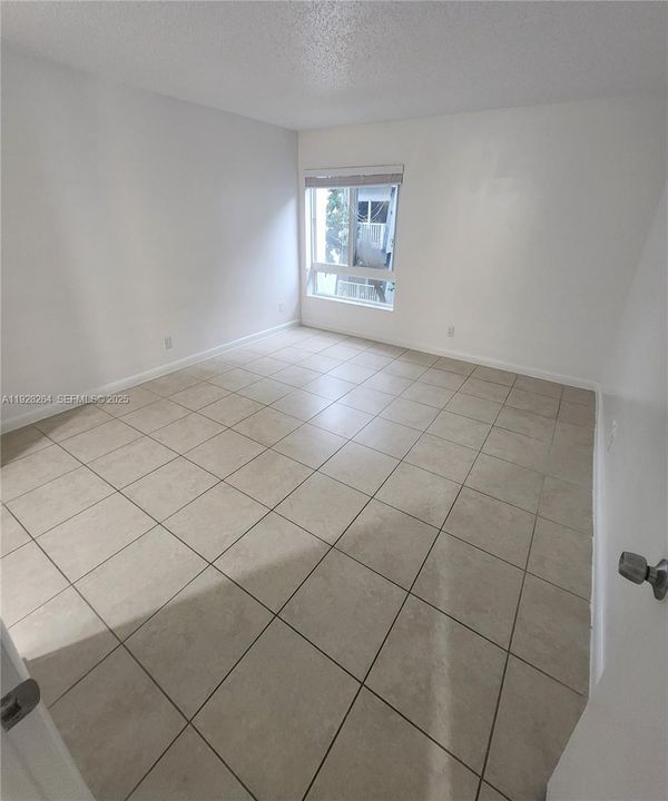 En Renta: $1,600 (1 camas, 1 baños, 223601 Pies cuadrados)