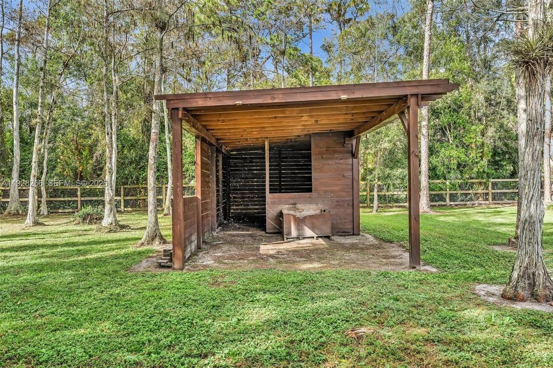 En Venta: $829,997 (3 camas, 2 baños, 2029 Pies cuadrados)