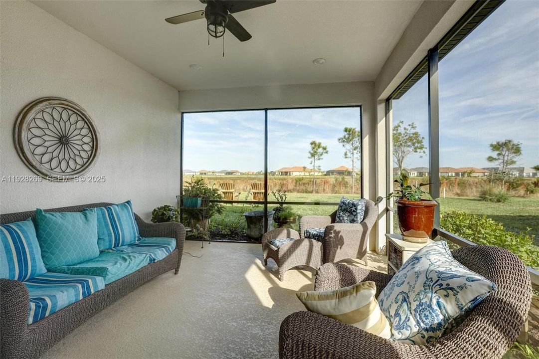 На продажу: $430,000 (2 спален, 2 ванн, 1777 Квадратных фут)