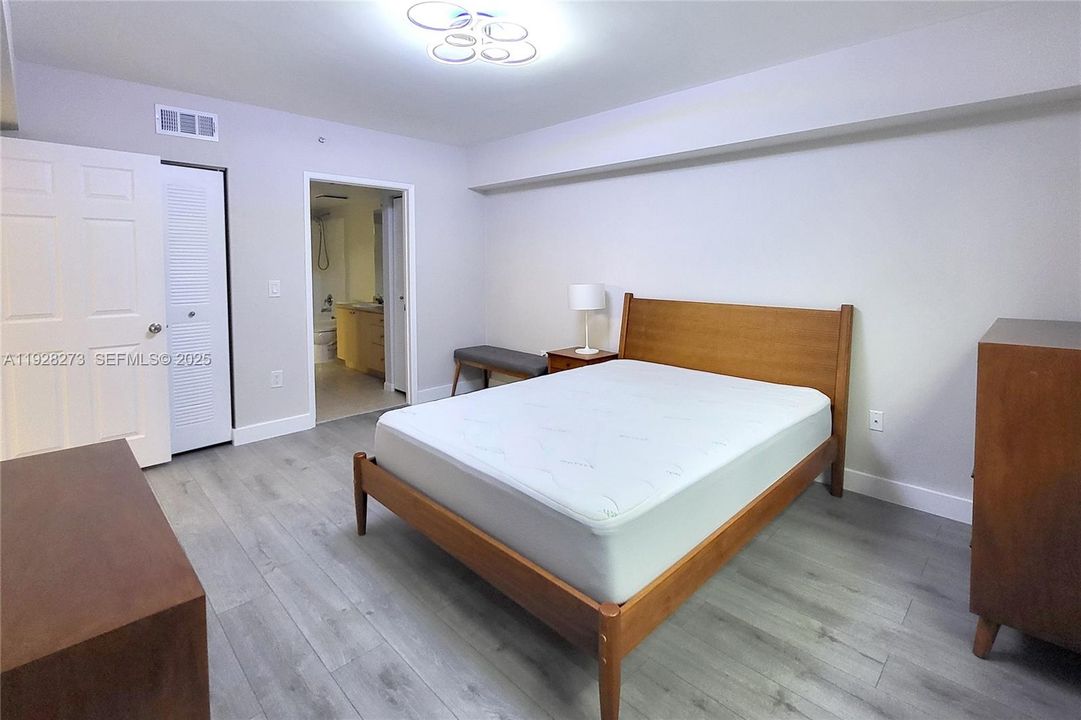 В аренду: $1,995 (1 спален, 1 ванн, 755 Квадратных фут)