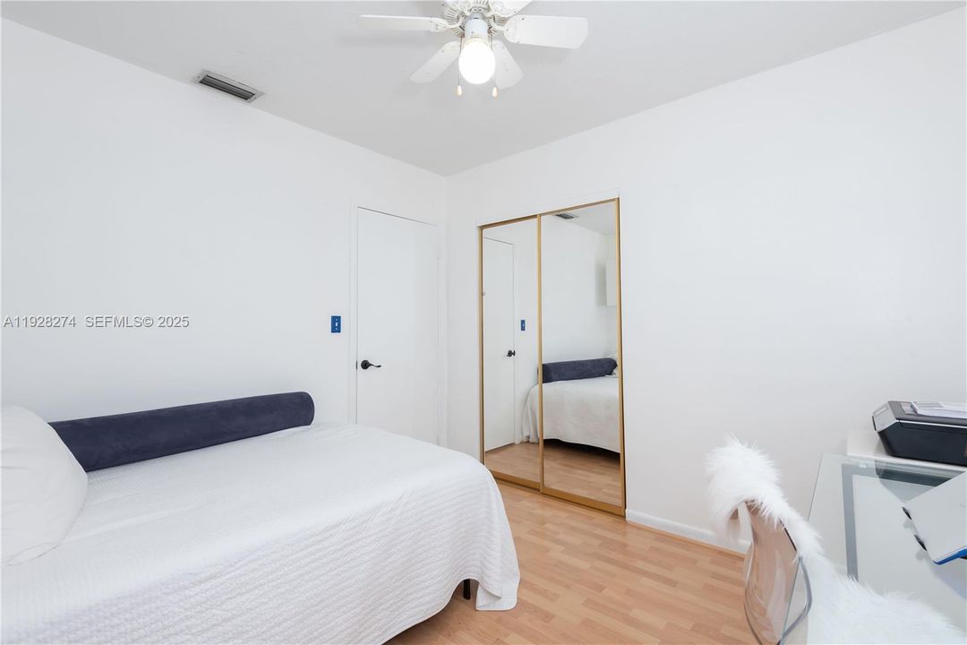 For Sale: $825,000 (3 beds, 2 baths, 1839 Square Feet)