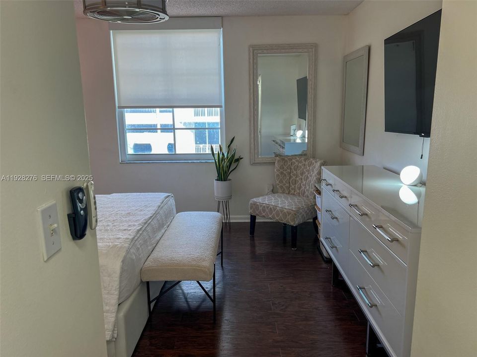 待售: $474,900 (3 贝兹, 2 浴室, 1447 平方英尺)