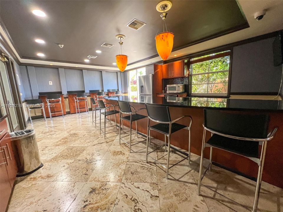 Business Center/Cafe