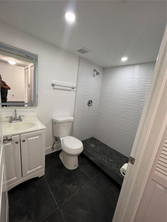 В аренду: $2,500 (2 спален, 2 ванн, 950 Квадратных фут)