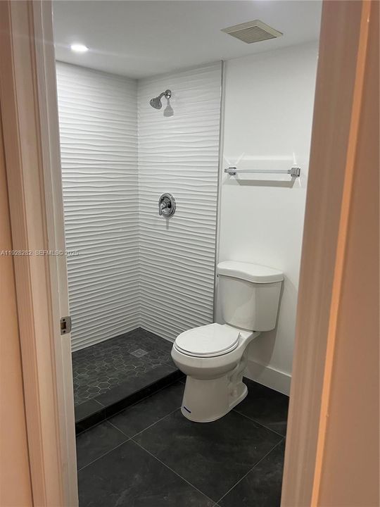 В аренду: $2,500 (2 спален, 2 ванн, 950 Квадратных фут)