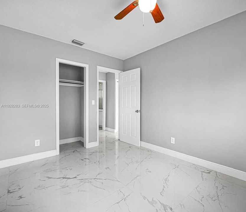 For Rent: $2,350 (2 beds, 1 baths, 1320 Square Feet)