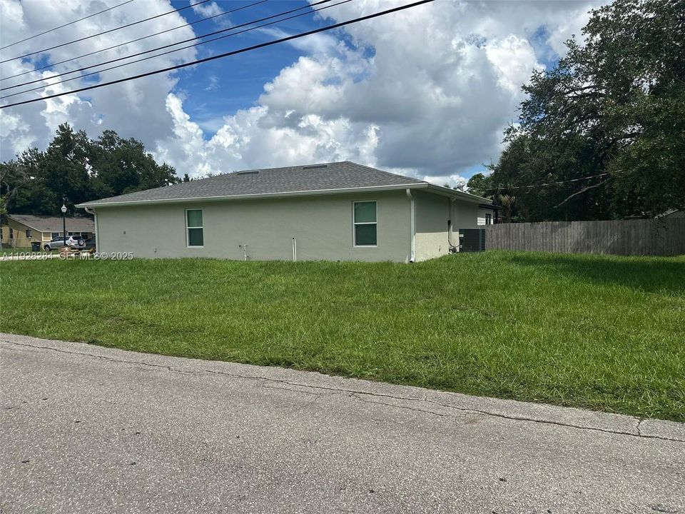 For Rent: $2,350 (4 beds, 4 baths, 0 Square Feet)