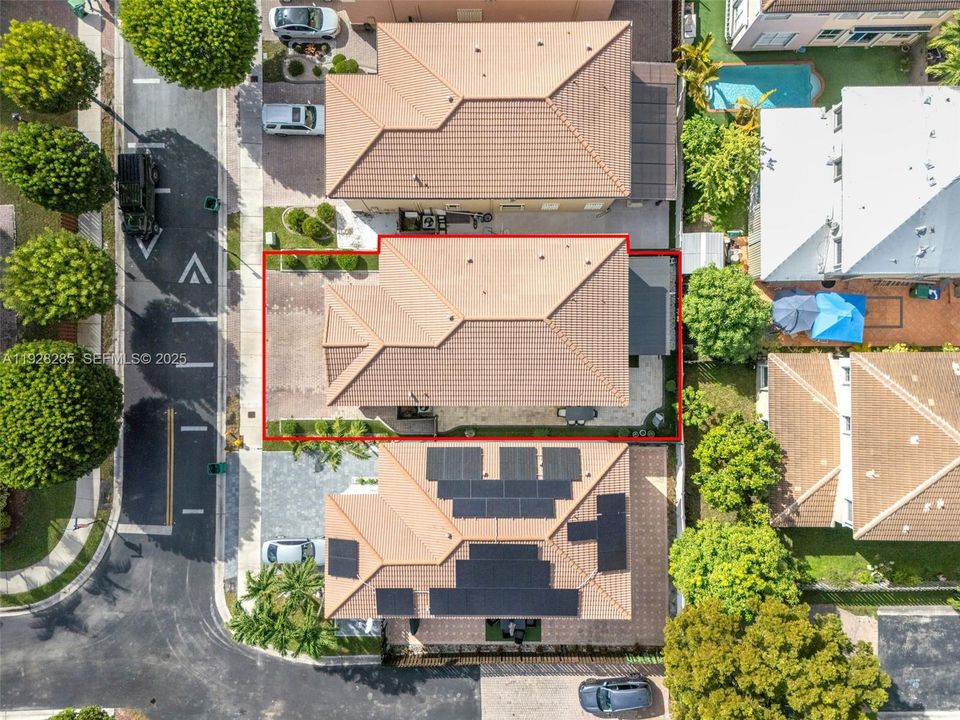 待售: $950,000 (4 贝兹, 2 浴室, 2650 平方英尺)