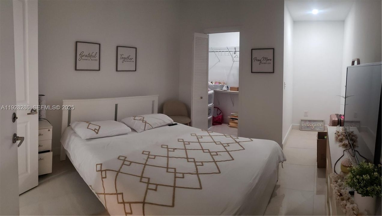 For Rent: $3,750 (4 beds, 3 baths, 1920 Square Feet)