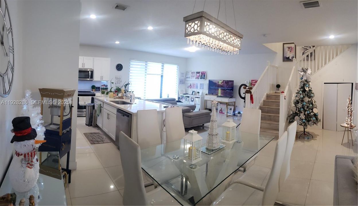 For Rent: $3,750 (4 beds, 3 baths, 1920 Square Feet)