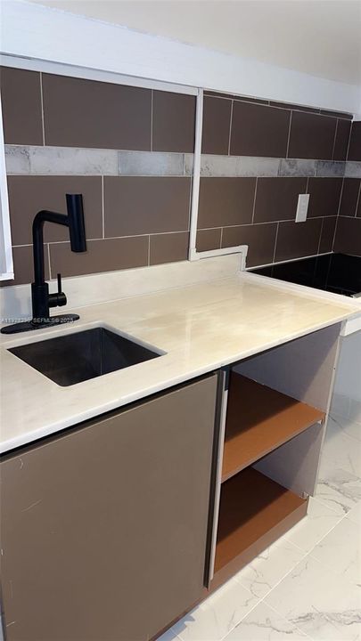 En Renta: $1,350 (1 camas, 1 baños, 1666 Pies cuadrados)