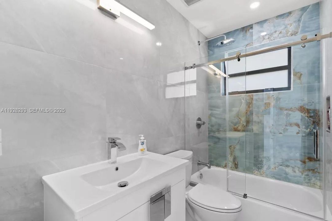 待售: $1,298,000 (3 贝兹, 2 浴室, 1646 平方英尺)