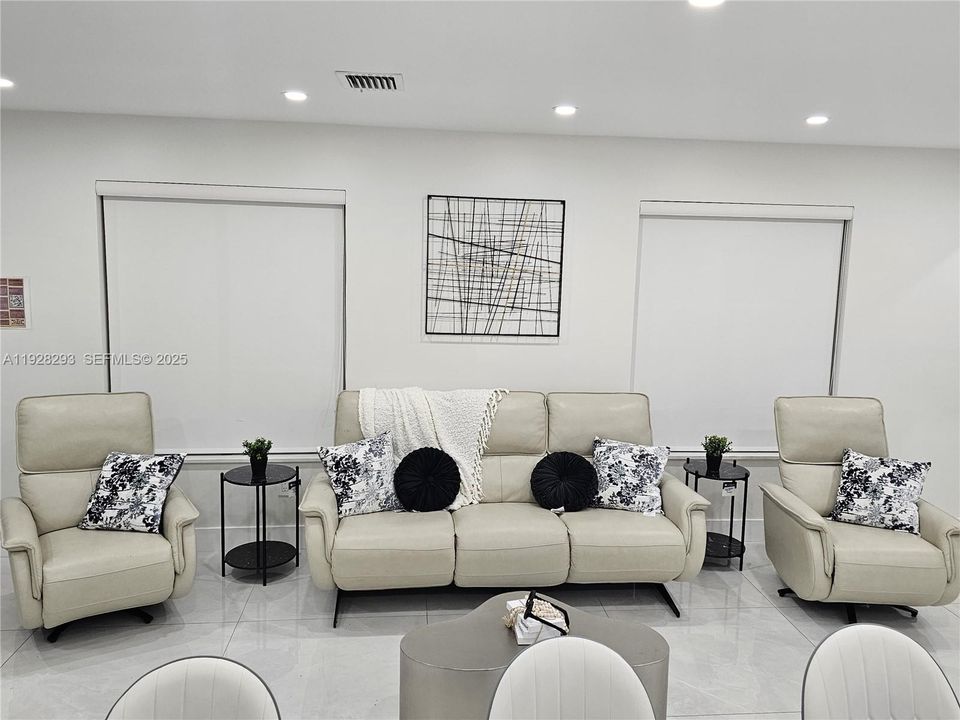 待售: $1,298,000 (3 贝兹, 2 浴室, 1646 平方英尺)