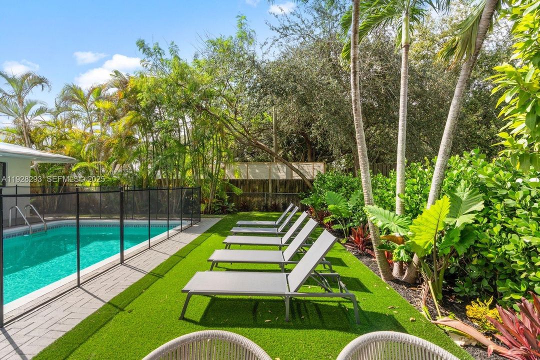 待售: $1,298,000 (3 贝兹, 2 浴室, 1646 平方英尺)