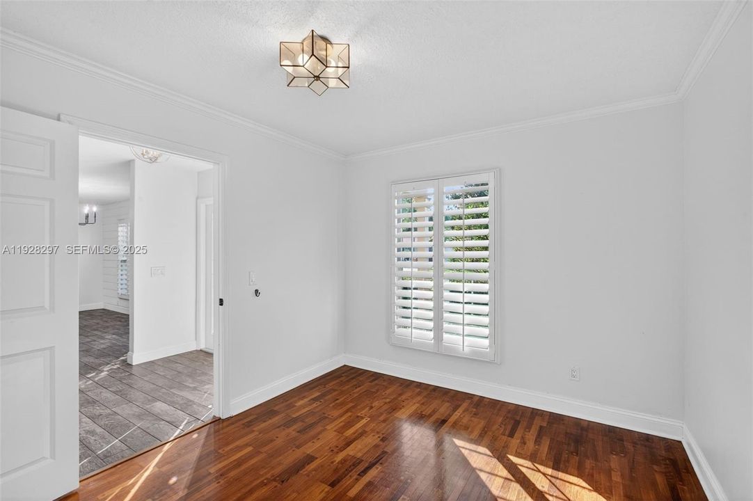 待售: $775,000 (4 贝兹, 3 浴室, 2484 平方英尺)