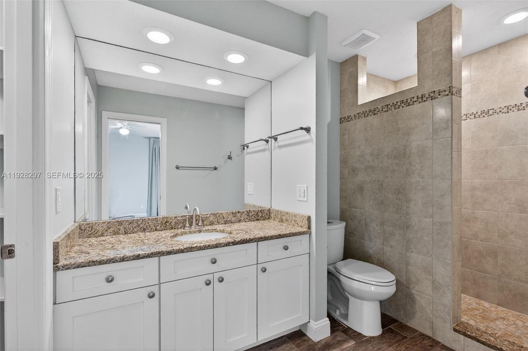 待售: $775,000 (4 贝兹, 3 浴室, 2484 平方英尺)