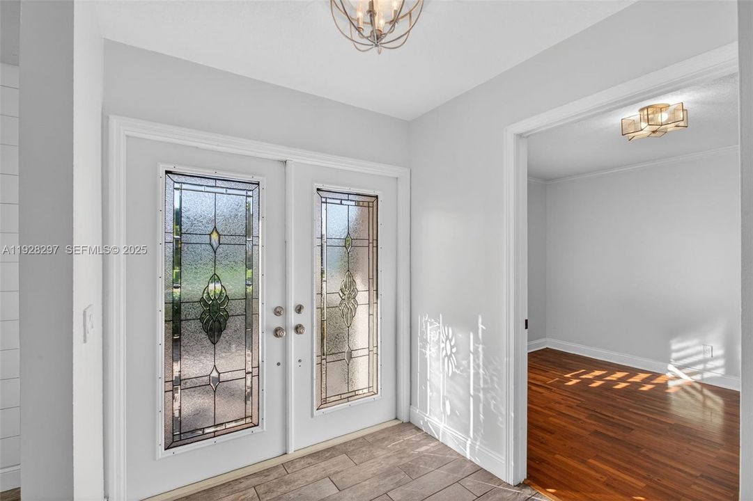 待售: $775,000 (4 贝兹, 3 浴室, 2484 平方英尺)