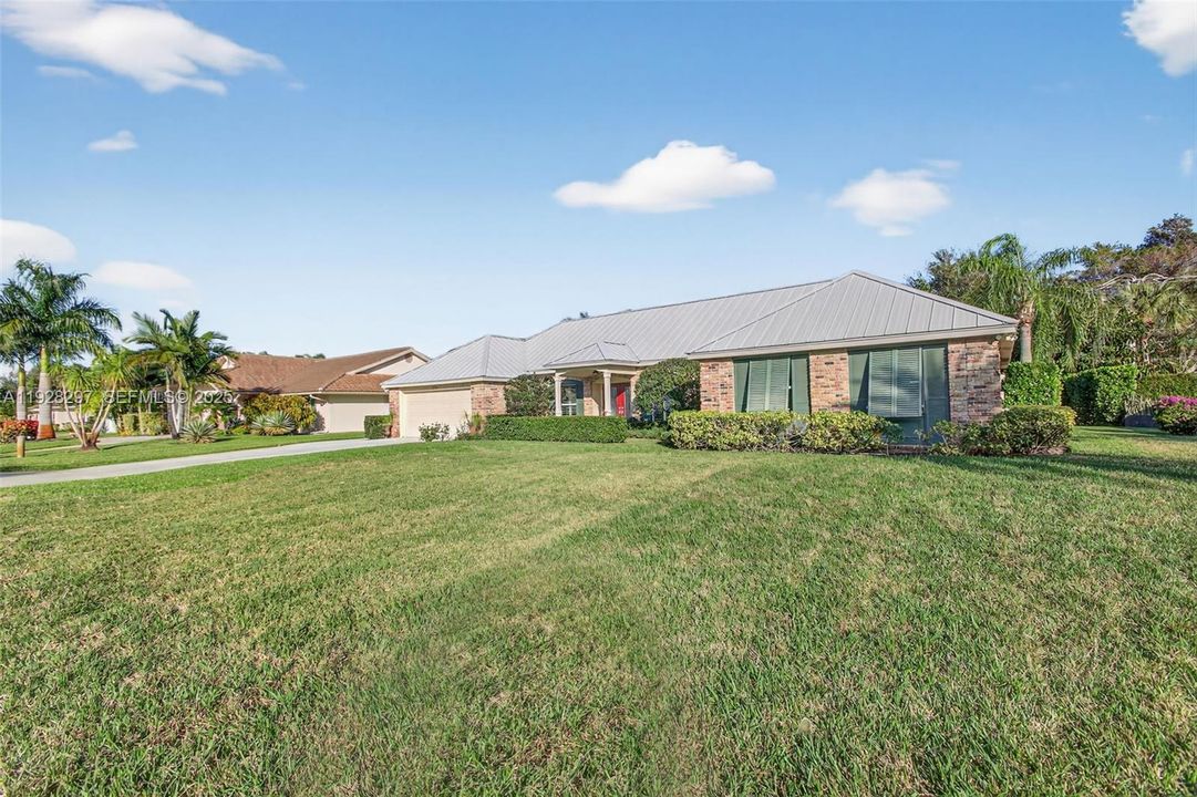 待售: $775,000 (4 贝兹, 3 浴室, 2484 平方英尺)