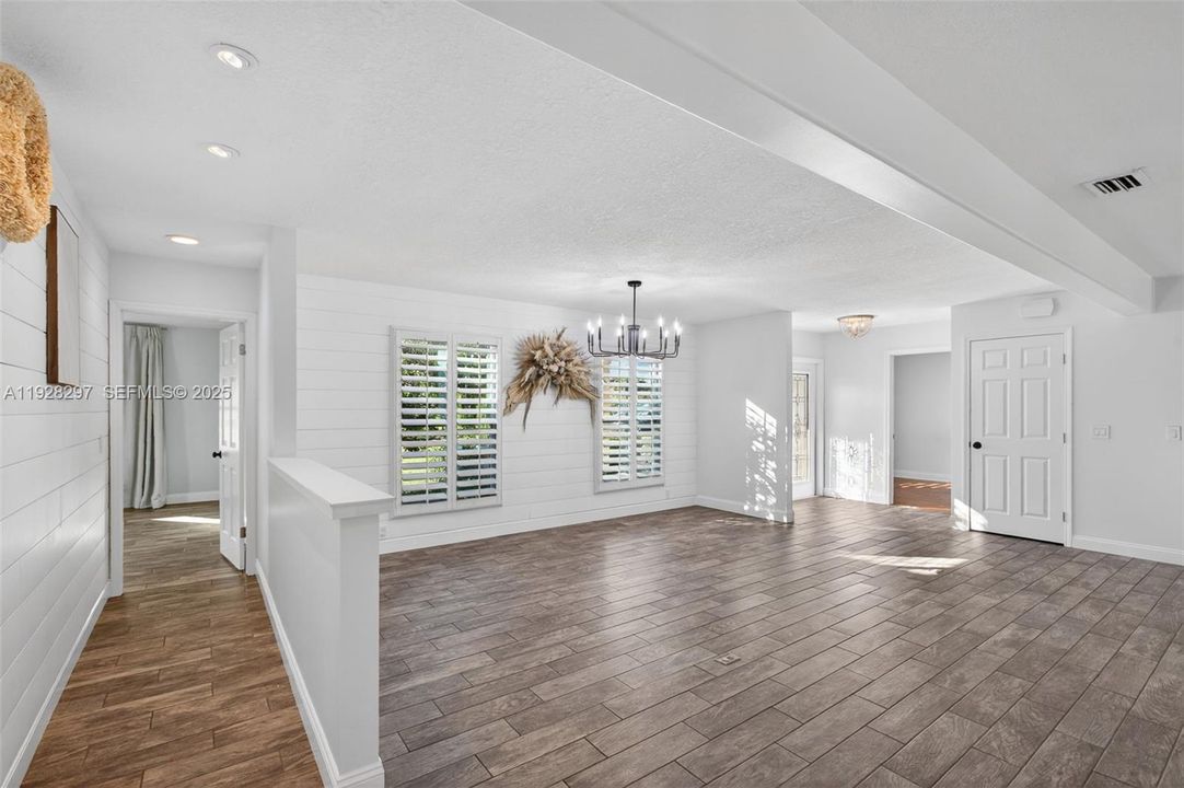 待售: $775,000 (4 贝兹, 3 浴室, 2484 平方英尺)