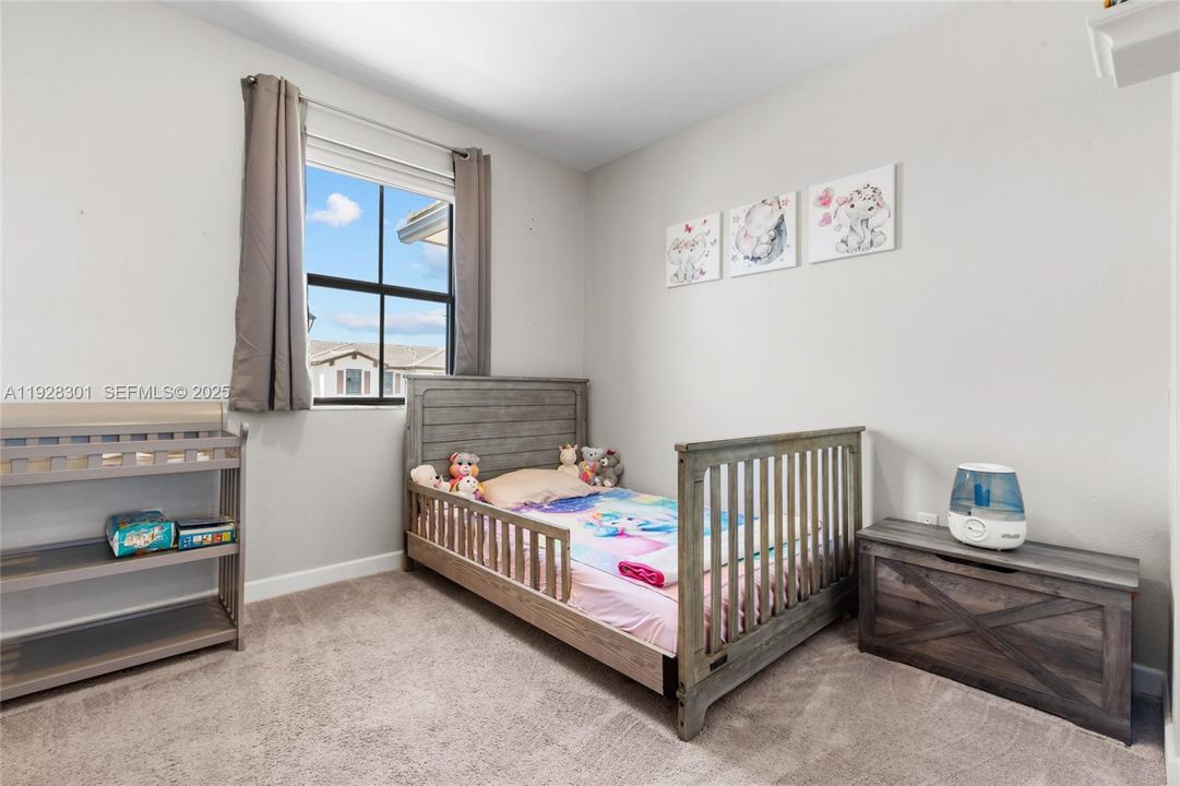 待售: $414,900 (3 贝兹, 3 浴室, 1328 平方英尺)