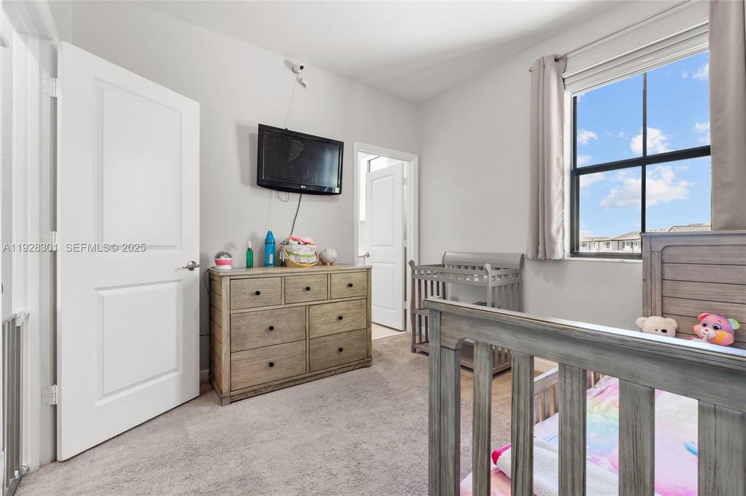 待售: $414,900 (3 贝兹, 3 浴室, 1328 平方英尺)