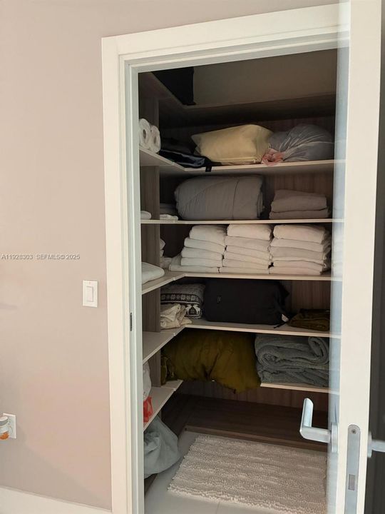 For Sale: $4,380,000 (3 beds, 3 baths, 2726 Square Feet)