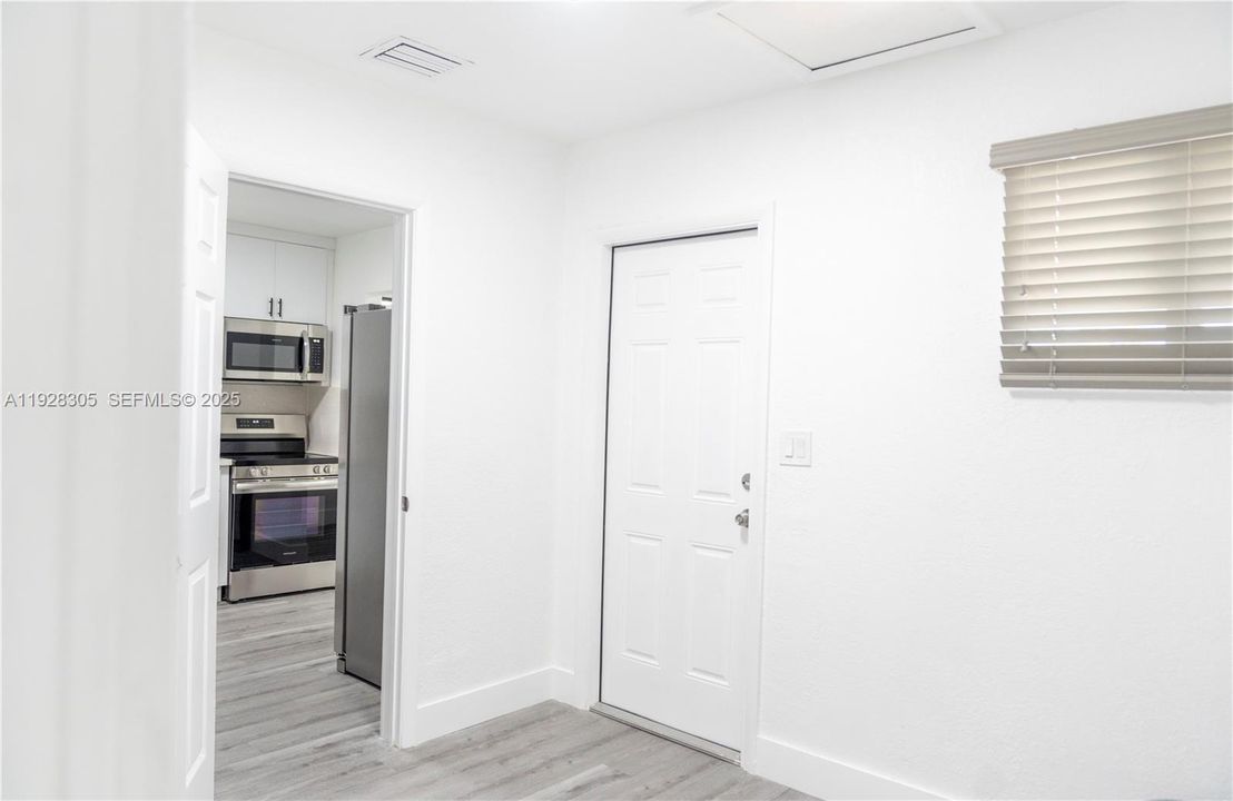 待售: $475,000 (3 贝兹, 2 浴室, 1439 平方英尺)