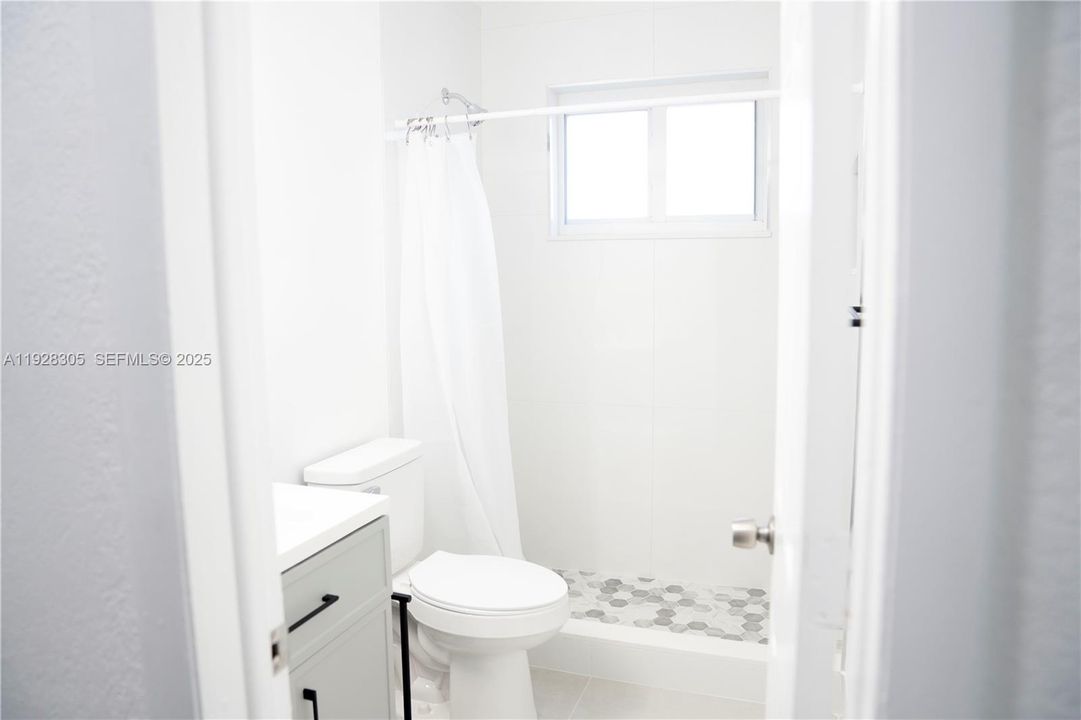 待售: $475,000 (3 贝兹, 2 浴室, 1439 平方英尺)