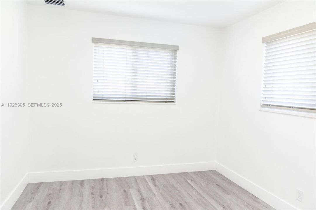 待售: $475,000 (3 贝兹, 2 浴室, 1439 平方英尺)