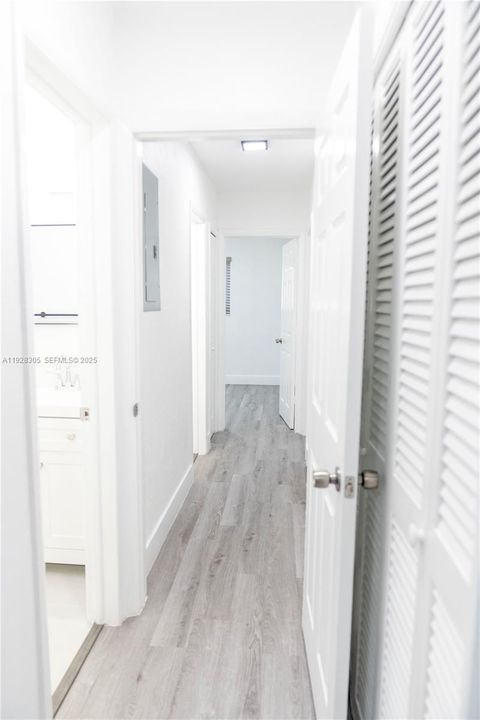 待售: $475,000 (3 贝兹, 2 浴室, 1439 平方英尺)