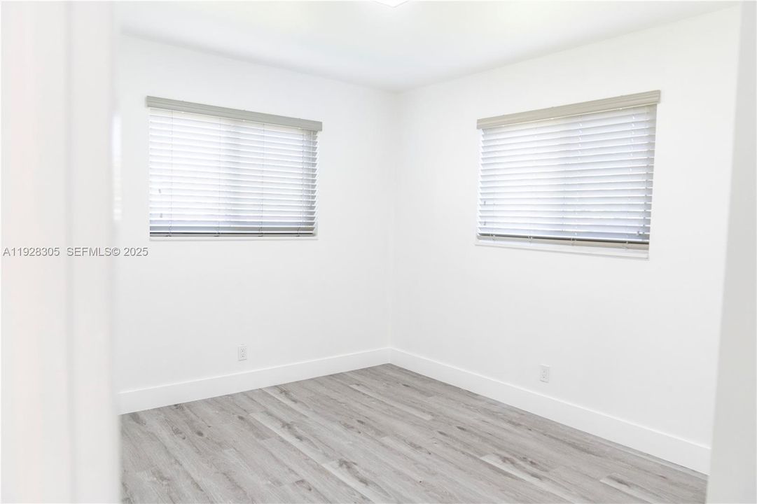 待售: $475,000 (3 贝兹, 2 浴室, 1439 平方英尺)