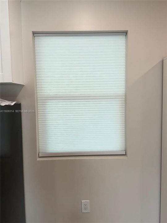 出租: $1,475 (0 贝兹, 1 浴室, 260 平方英尺)